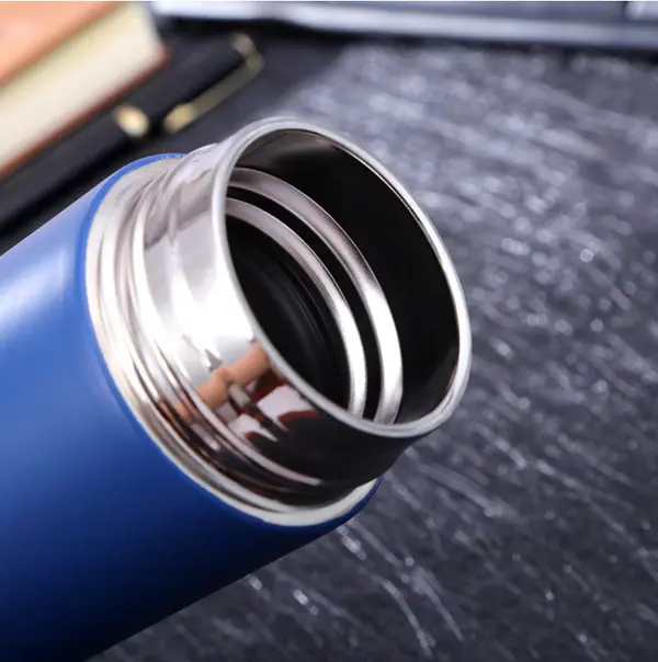 Reusable Smart Intelligent Electronic LED Temperature Display Thermos Straight Shape 500ml Thermos Water Bottle